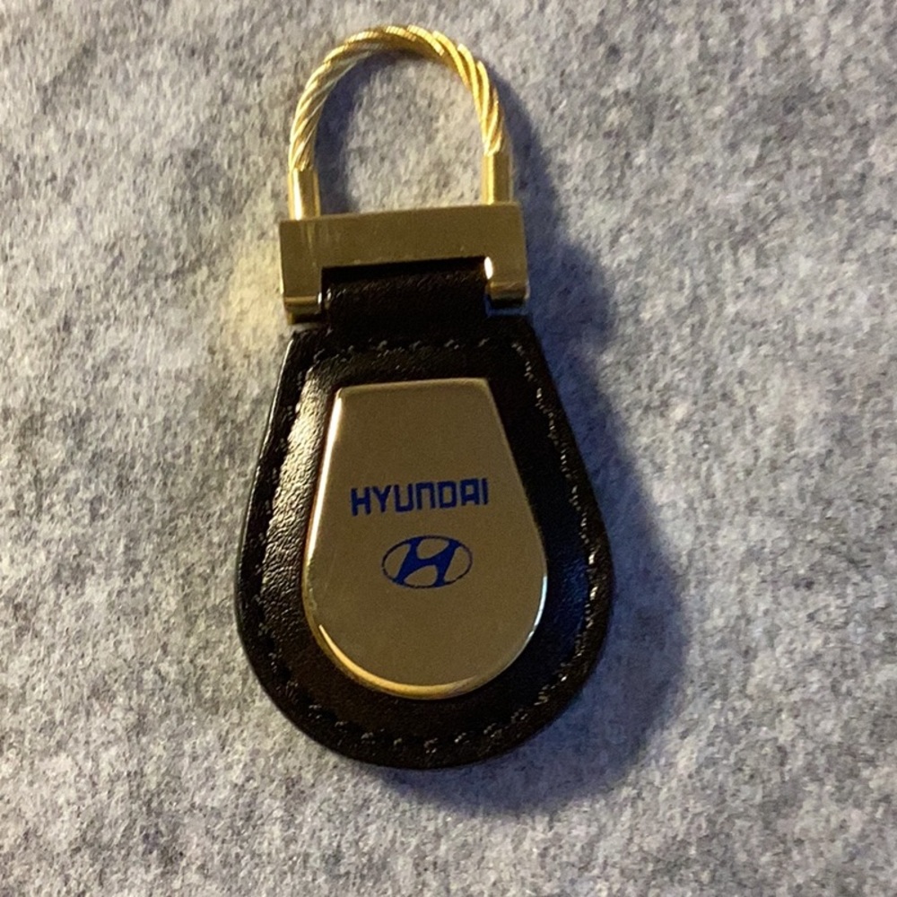 Hyundai Key Chain - Picture 2 of 3